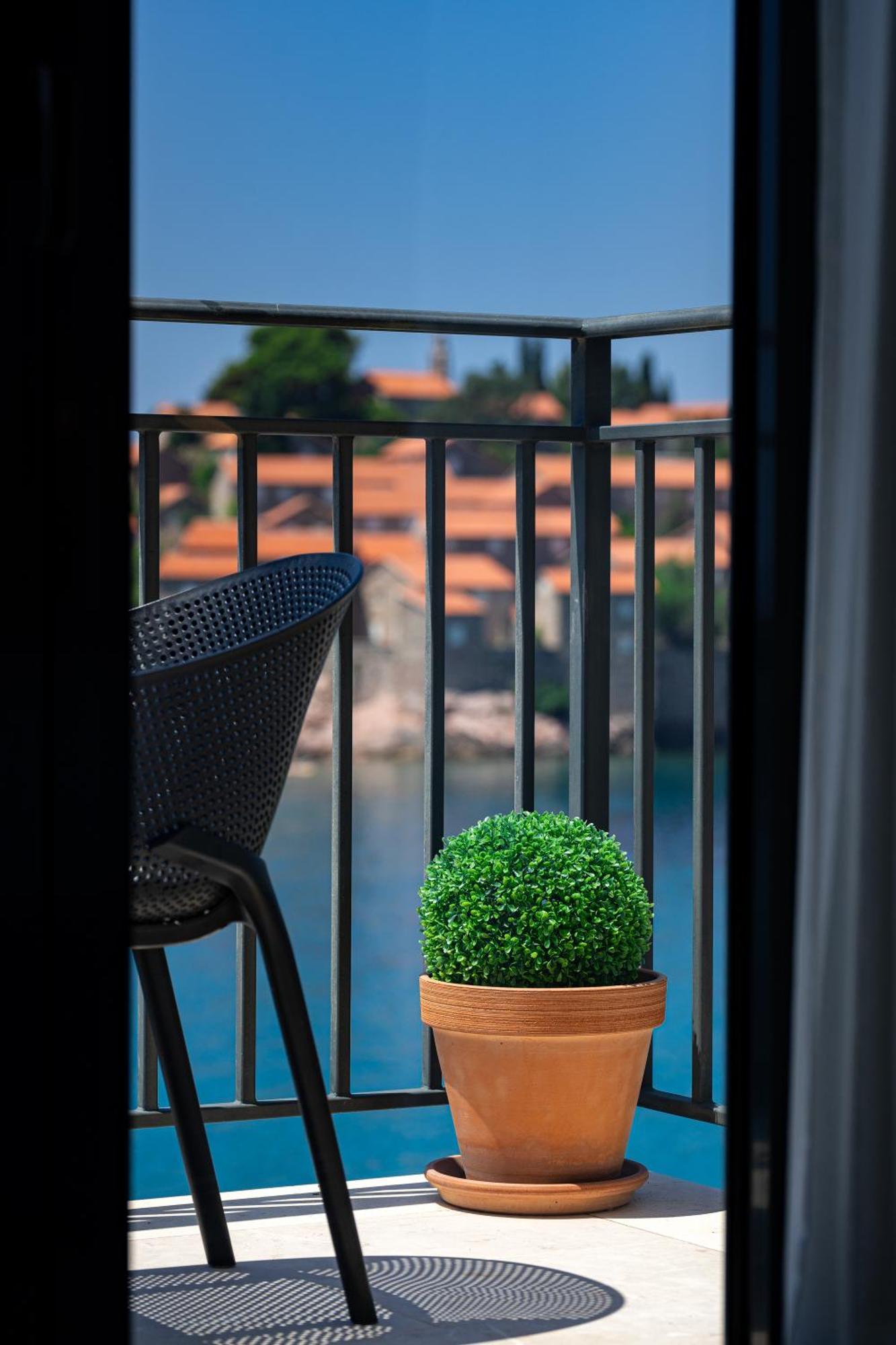 Hotel California By Aycon Sveti Stefan Exterior foto